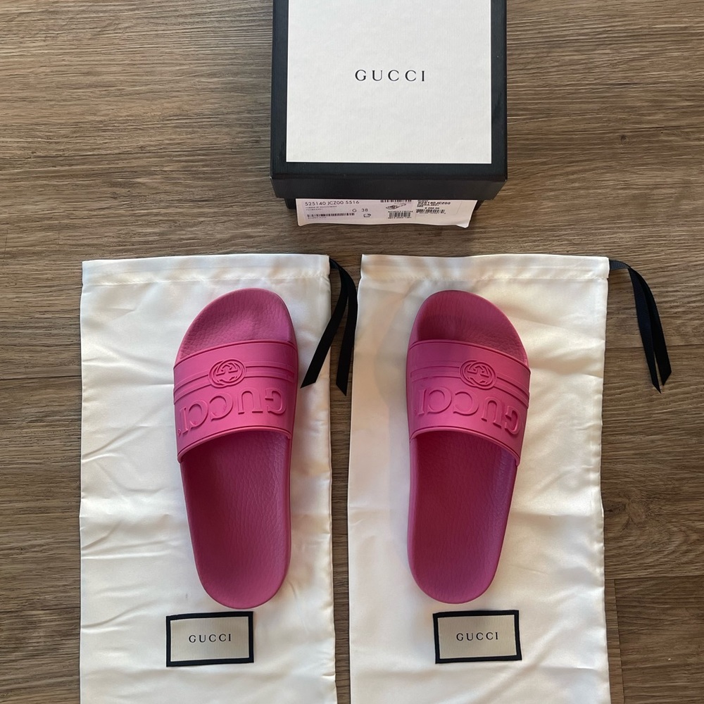Gucci Pink Sandals